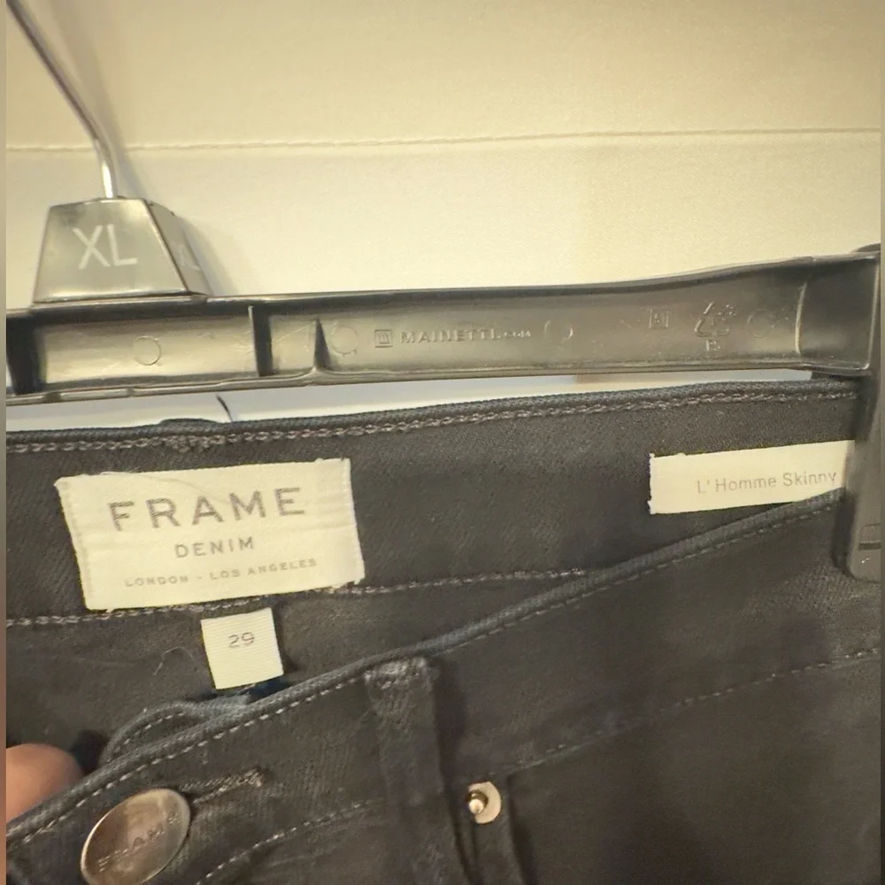 Mens FRAME jeans size 29” in Noir RN 139021 CUT# 1750 STYLE: LMHK795 NOIR
